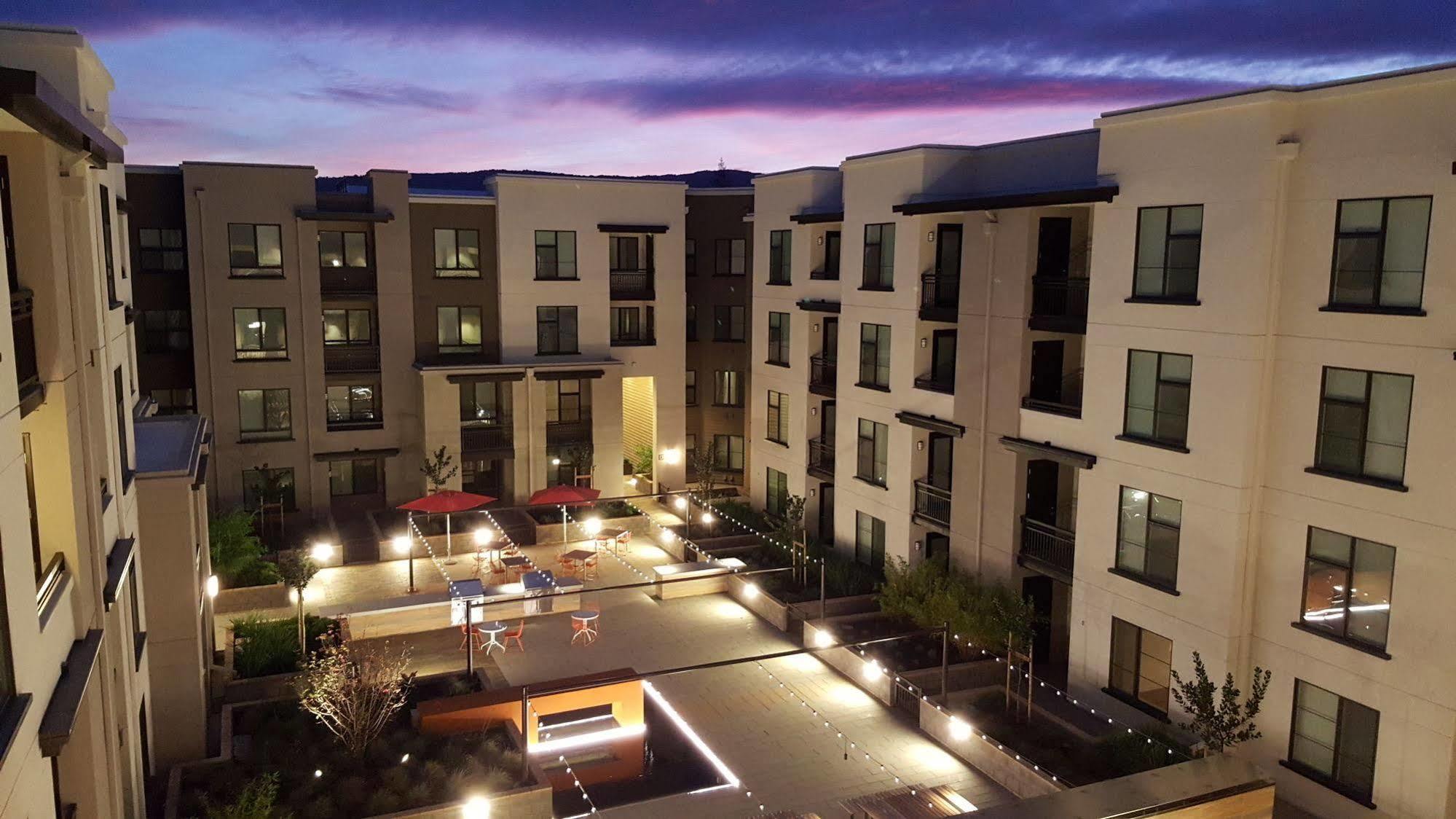 Oakwood Mountain View Apartment Exterior photo